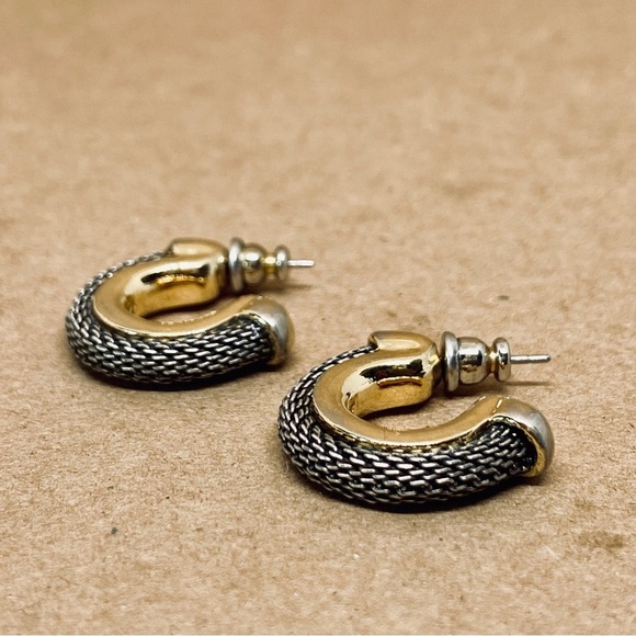 Vintage Anne Klein AK Signed Gold Tone Silver Metal Mesh Half Hoop Post Earrings - Picture 5 of 9